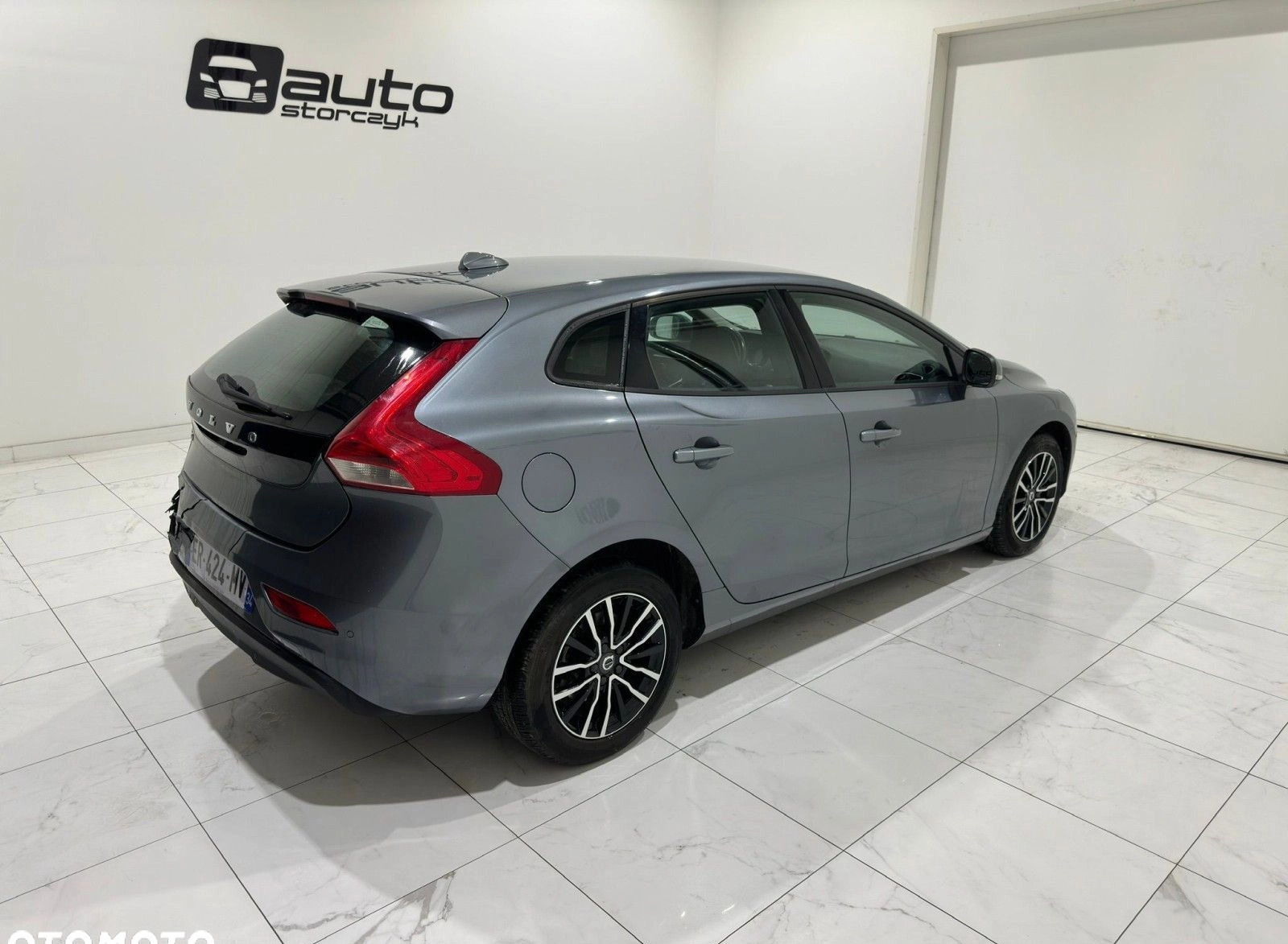 Volvo V40 cena 44900 przebieg: 72588, rok produkcji 2017 z Mrągowo małe 436